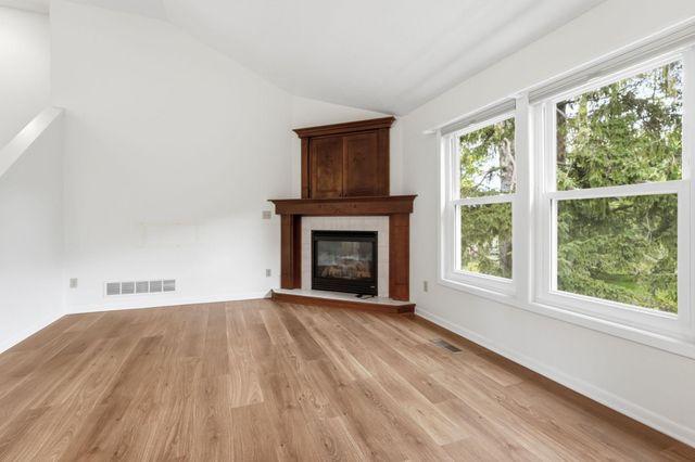 7516 W 77th Street, Chaska, MN 55318