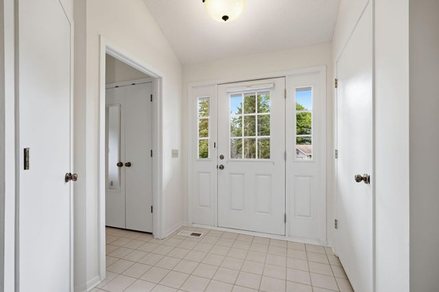 7516 W 77th Street, Chaska, MN 55318