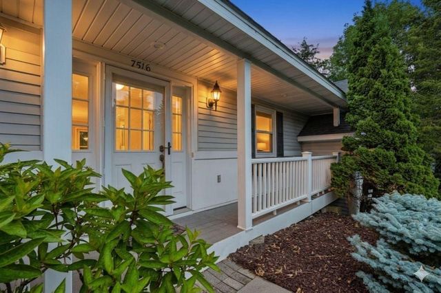 7516 W 77th Street, Chaska, MN 55318