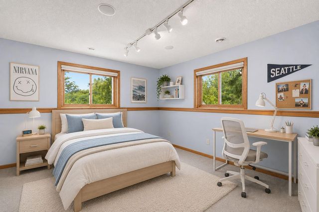 7516 W 77th Street, Chaska, MN 55318