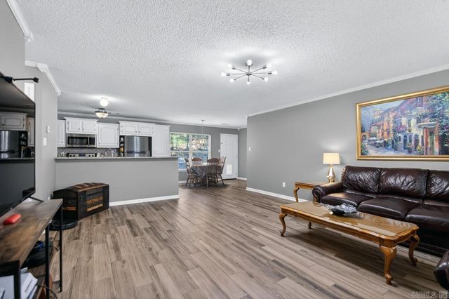 950 James Madison Drive, Benton, AR 72019