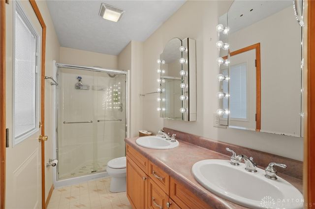 321 Rankin Drive, Englewood, OH 45322