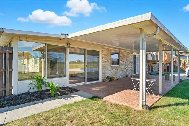 321 Rankin Drive, Englewood, OH 45322