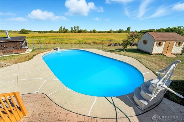 321 Rankin Drive, Englewood, OH 45322