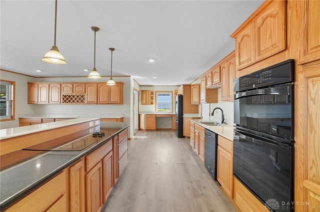 321 Rankin Drive, Englewood, OH 45322