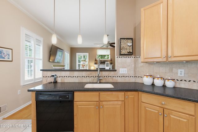 19 Saint Andrews Road, Jackson, NJ 08527