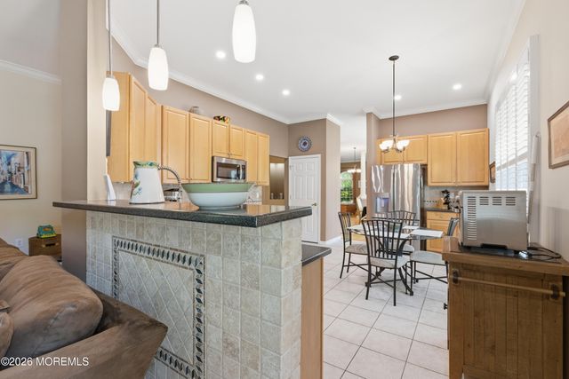 19 Saint Andrews Road, Jackson, NJ 08527