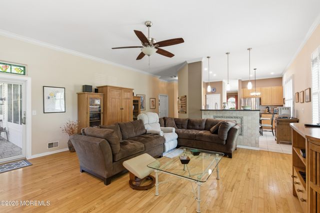 19 Saint Andrews Road, Jackson, NJ 08527