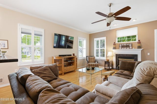 19 Saint Andrews Road, Jackson, NJ 08527