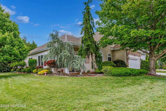 19 Saint Andrews Road, Jackson, NJ 08527