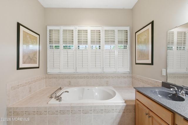 19 Saint Andrews Road, Jackson, NJ 08527