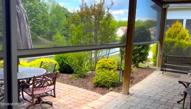 19 Saint Andrews Road, Jackson, NJ 08527
