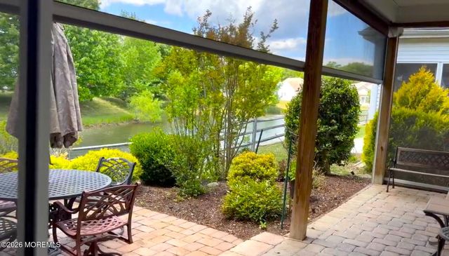 19 Saint Andrews Road, Jackson, NJ 08527