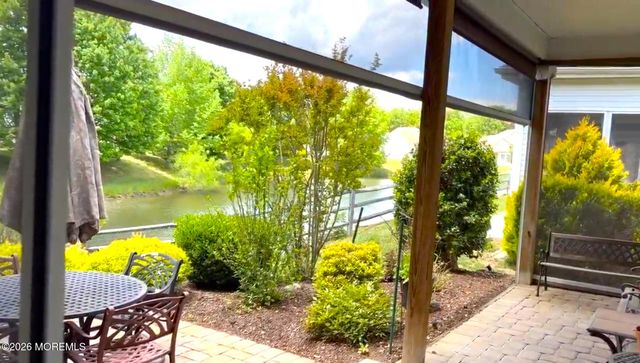 19 Saint Andrews Road, Jackson, NJ 08527