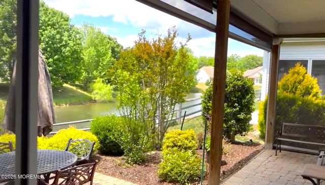 19 Saint Andrews Road, Jackson, NJ 08527