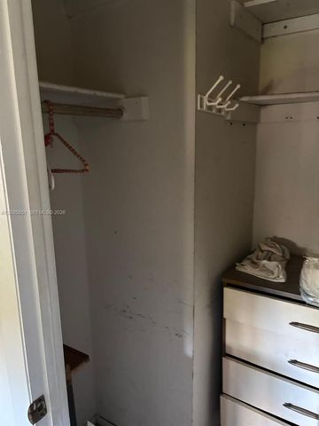 8021 N Sunrise Lakes Drive 310, Sunrise, FL 33322