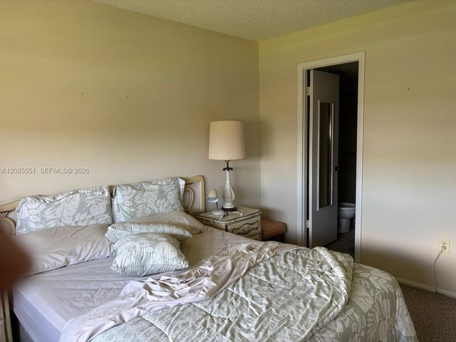 8021 N Sunrise Lakes Drive 310, Sunrise, FL 33322