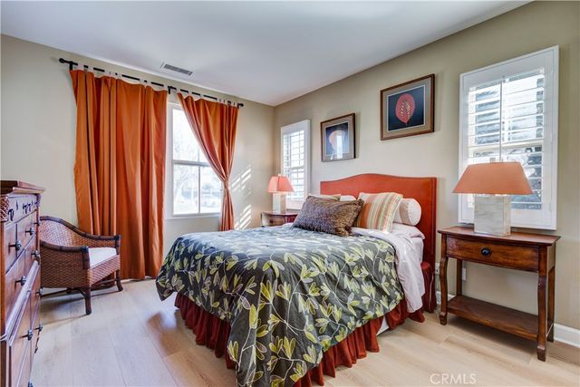 34 Great Lawn, Irvine, CA 92620