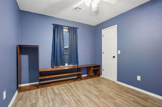 1104 W Waco Street, Broken Arrow, OK 74011
