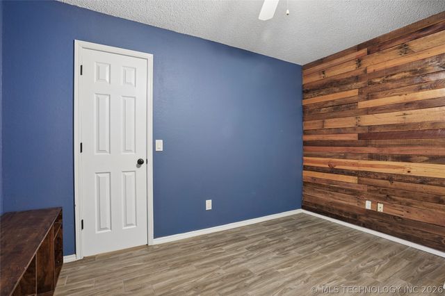 1104 W Waco Street, Broken Arrow, OK 74011
