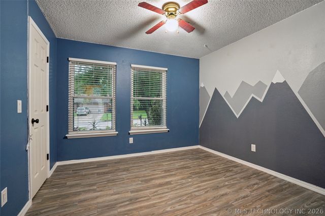 1104 W Waco Street, Broken Arrow, OK 74011