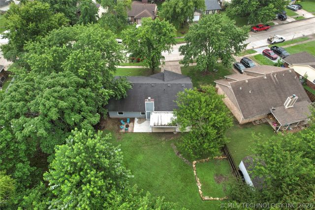 1104 W Waco Street, Broken Arrow, OK 74011