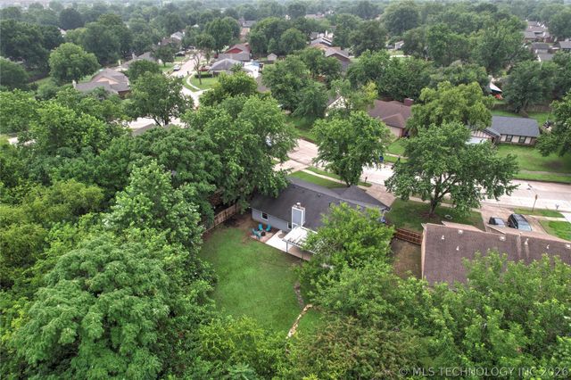 1104 W Waco Street, Broken Arrow, OK 74011