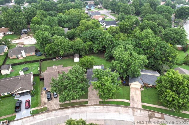 1104 W Waco Street, Broken Arrow, OK 74011
