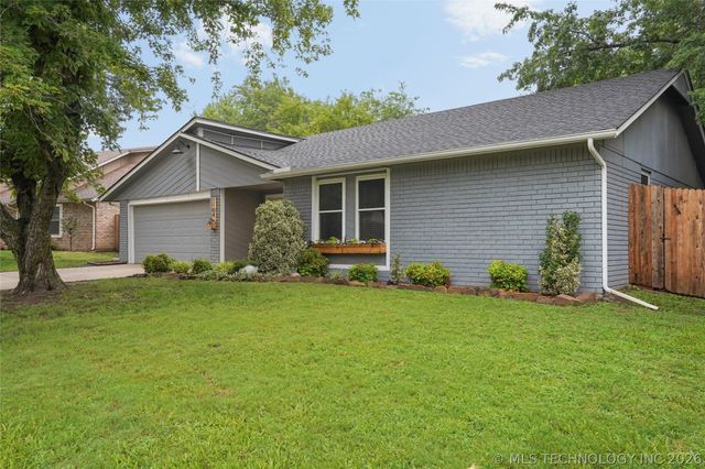1104 W Waco Street, Broken Arrow, OK 74011