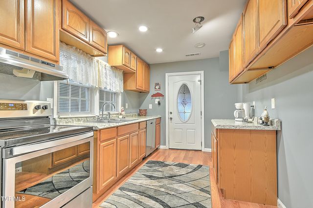 1212 Marguerite Street, Morristown, TN 37814