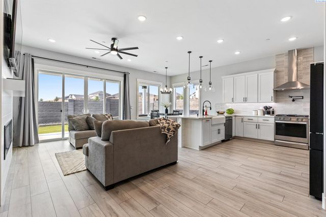 2285 Estate Ave., Richland, WA 99352