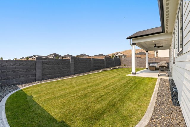 2285 Estate Ave., Richland, WA 99352