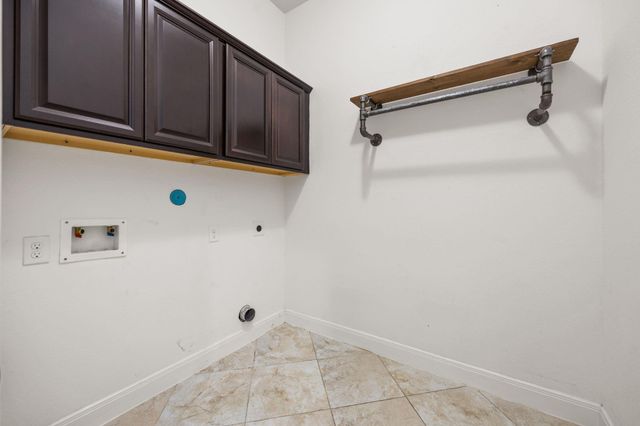 28622 Champion Oaks Drive, Magnolia, TX 77354