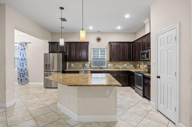 28622 Champion Oaks Drive, Magnolia, TX 77354