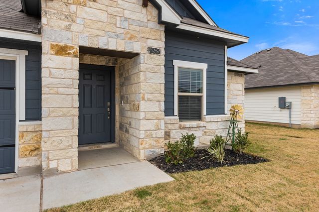 5825 Foggy Lagoon Drive, Waco, TX 76708