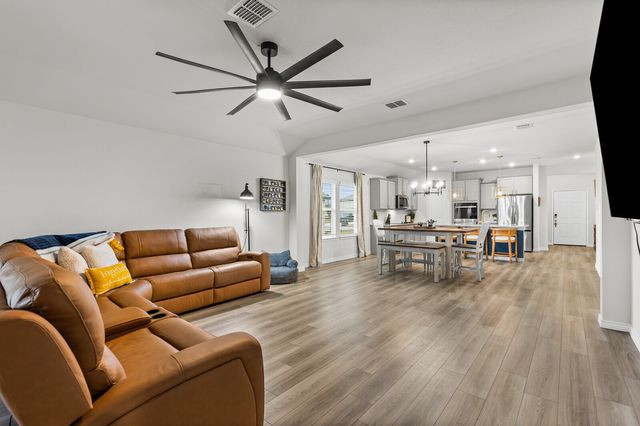 5825 Foggy Lagoon Drive, Waco, TX 76708