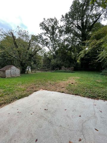 1808 Meadowglades Drive, Decatur, GA 30035