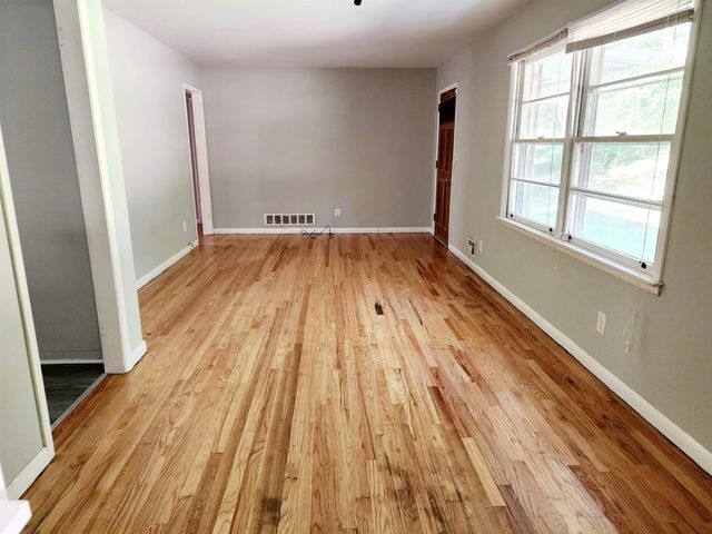 1808 Meadowglades Drive, Decatur, GA 30035