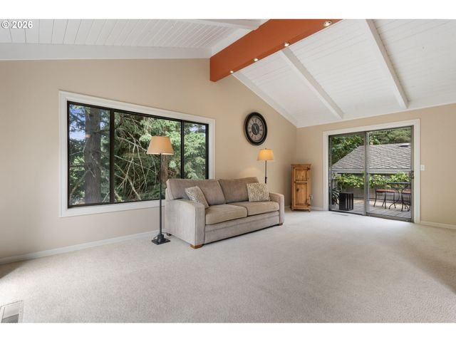 116 TOUCHSTONE Ter, Lake Oswego, OR 97035