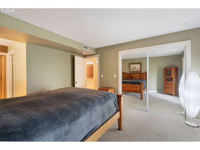 116 TOUCHSTONE Ter, Lake Oswego, OR 97035