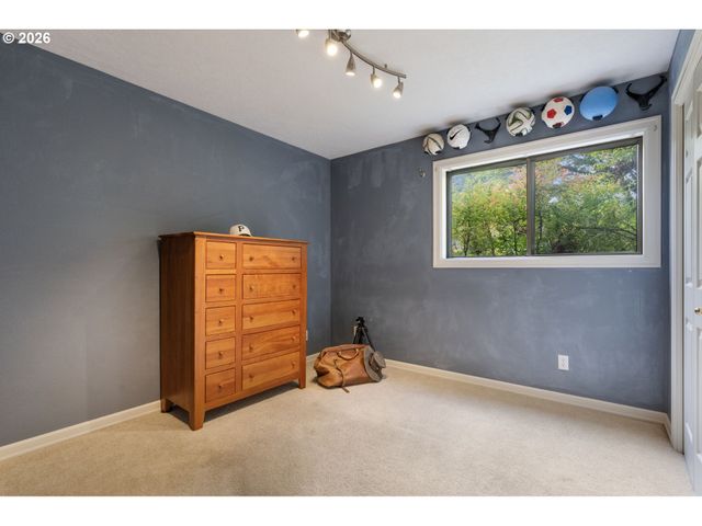 116 TOUCHSTONE Ter, Lake Oswego, OR 97035