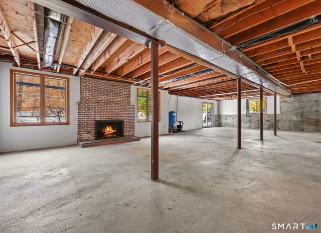 159 Freeman Road, Oxford, CT 06478