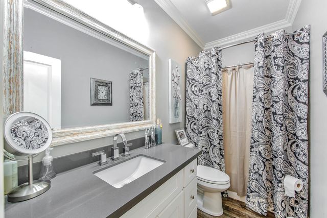 306 Derusso Street, Houma, LA 70364