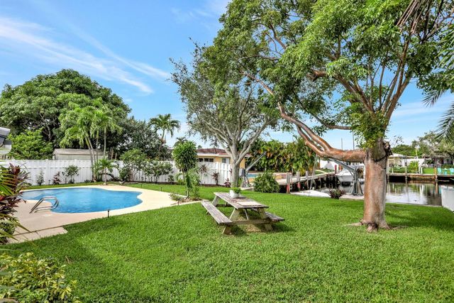 421 SE 5 Terrace, Pompano Beach, FL 33060