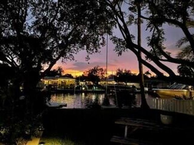 421 SE 5 Terrace, Pompano Beach, FL 33060