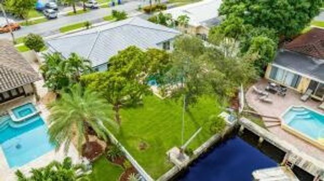 421 SE 5 Terrace, Pompano Beach, FL 33060