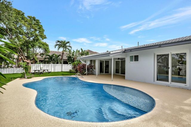 421 SE 5 Terrace, Pompano Beach, FL 33060