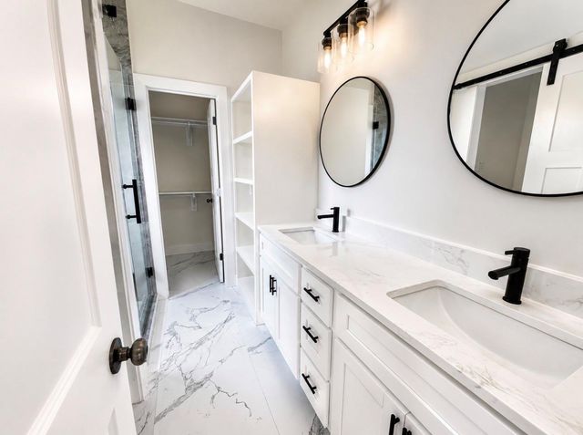 7938 Angus Street, Houston, TX 77028