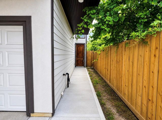 7938 Angus Street, Houston, TX 77028