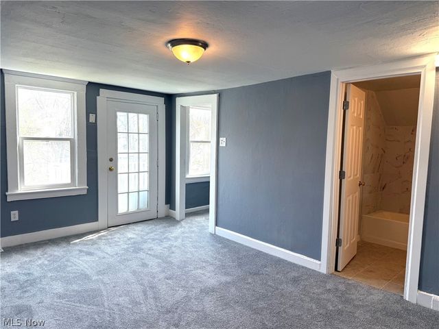 3143 W 104th Street, Cleveland, OH 44111